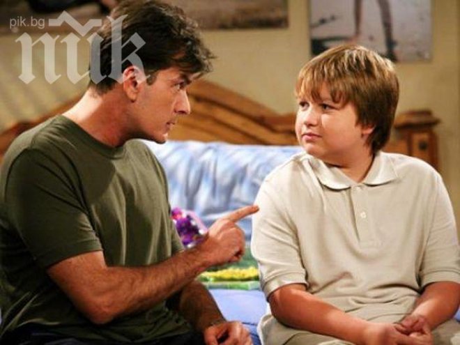 Чарли Шийн стана дядо