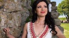 Певица на Митко Пайнера съчетава сцената с учителската професия
