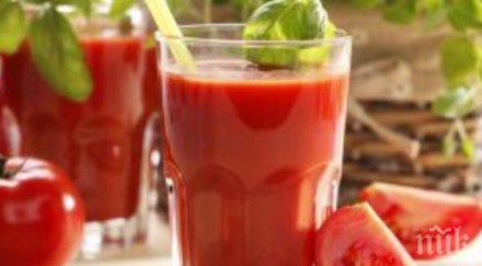 случва организма пием редовно доматен сок