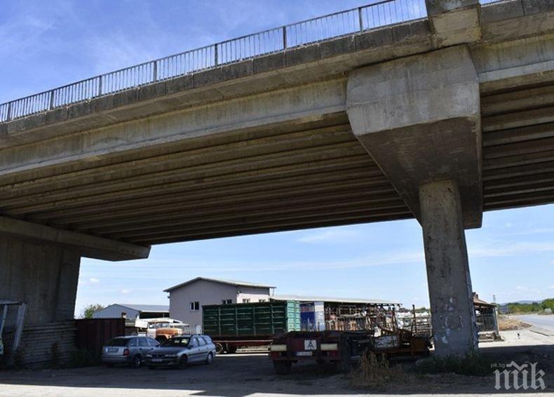 Изтича срокът за разчистване под мост в Горна Оряховица