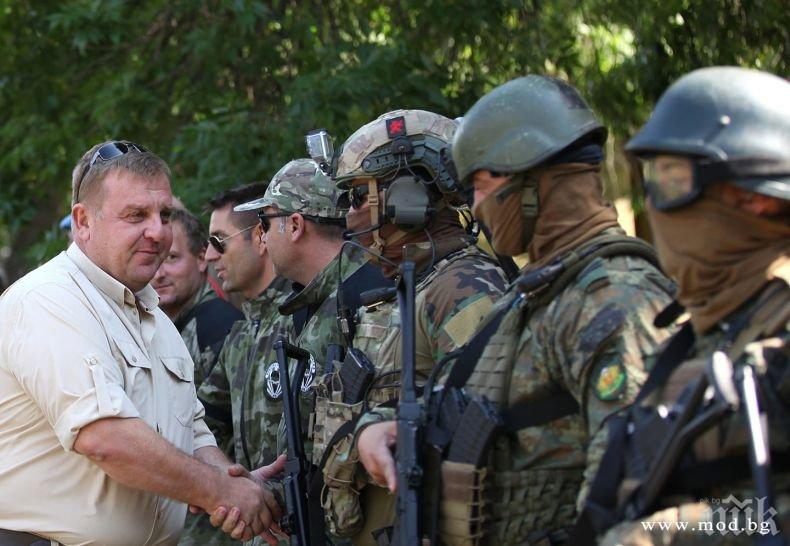 Министър Каракачанов: Да се възстанови наборната военна служба и младите хора да се върнат в казармата
