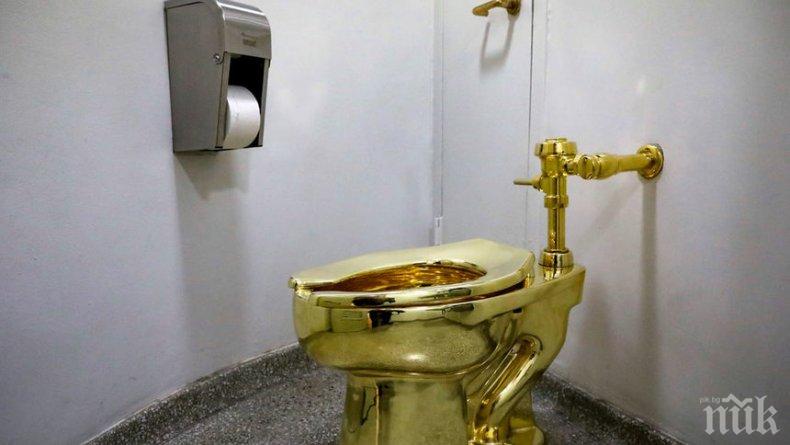 КУЛТОВА КРАЖБА: Задигнаха златна тоалетна от музей във Великобритания - струвал една торба долари