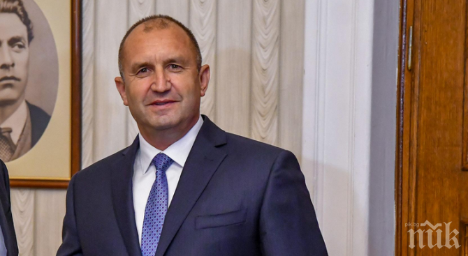 ТАСС ГЪРМИ: Президентът Радев поздрави русофилите на язовир Копринка 