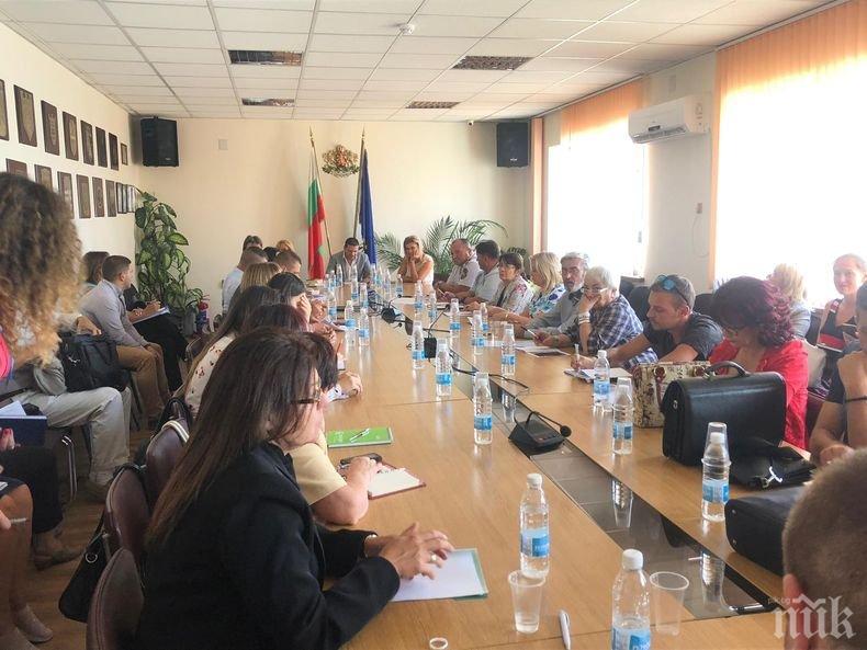 Илиан Тодоров проведе среща във връзка с предстоящите местни избори 