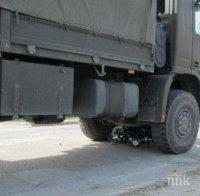 Камион се вряза в хора на пазар в Централен Китай, има загинали