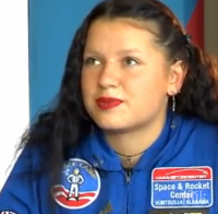 16-годишната Татяна Иванова от Добрич тренира в космически лагер на НАСА