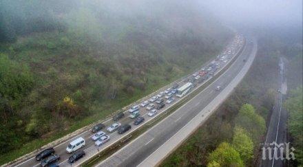 голямото пътуване мвр спира тировете изкарва всички екипи пътищата