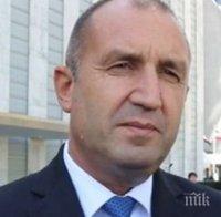 Румен Радев е разговарял с Доналд Тръмп за визовите облекчения за българи