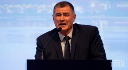 страхотно световно признание добромир карамаринов