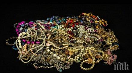 пробутаха фалшиви бижута заложна къща