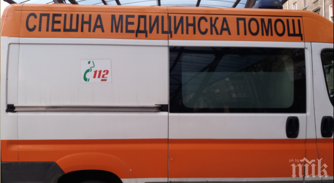 Медиците от детското отделение на болницата в Карлово хвърлиха колективна оставка