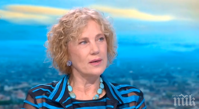 Елена Поптодорова категорична - импийчмънтът срещу Тръмп няма да мине