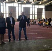 Министър Кралев откри ремонтираната зала за лека атлетика в Добрич 