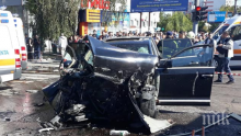 Двама загинали при зверска катастрофа между тролейбус и „Порше” в Кишинев