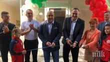 Министър Кралев откри обновени спортни обекти във Варна (СНИМКИ)