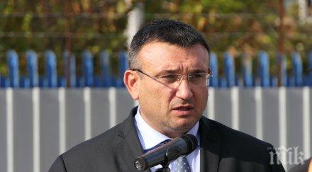 медицинският институт мвр добави автопарка две линейки модерно медицинско оборудване снимки