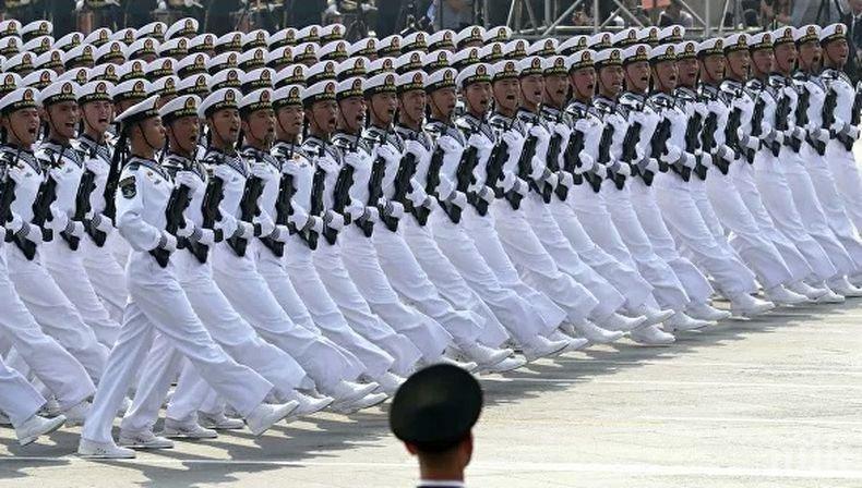 Китай показа най-новата си междуконтинентална балистична ракета на военен парад