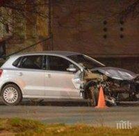 Пиян шофьор се натресе в паркиран автомобил в Разград