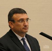 Младен Маринов ще участва в заседание на Съвета 