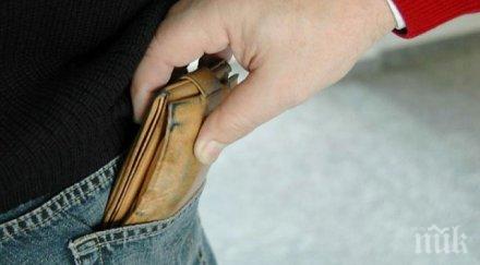 пенсионер олекна 500 лева автобуса