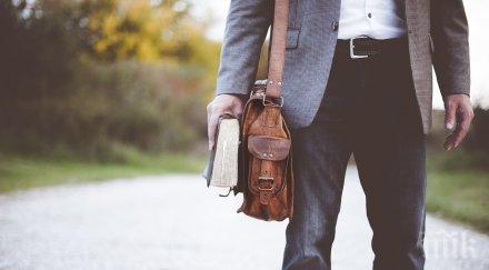 заплатите учителите българия растат