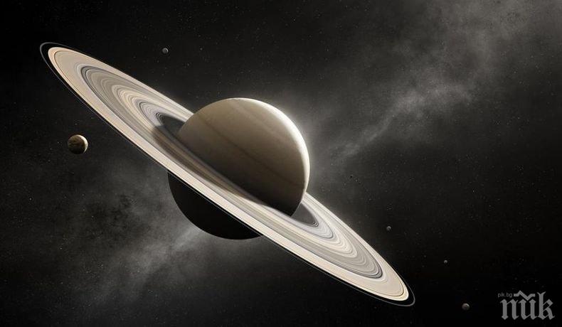 Сатурн стана планетата с най-много луни