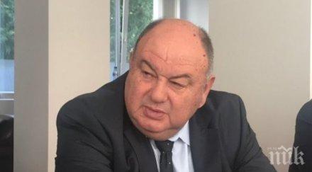 шефът вик варна пия вода чешмата