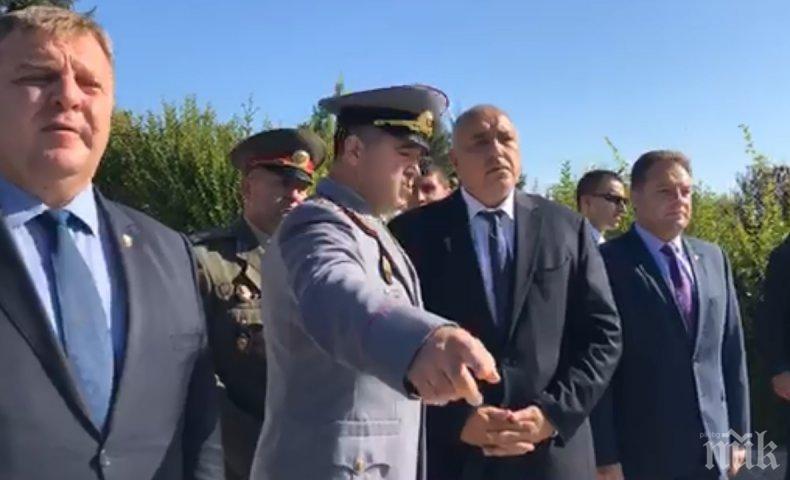 ПЪРВО В ПИК TV! Борисов присъства на клетва на курсанти във Военния университет във Велико Търново (ОБНОВЕНА)