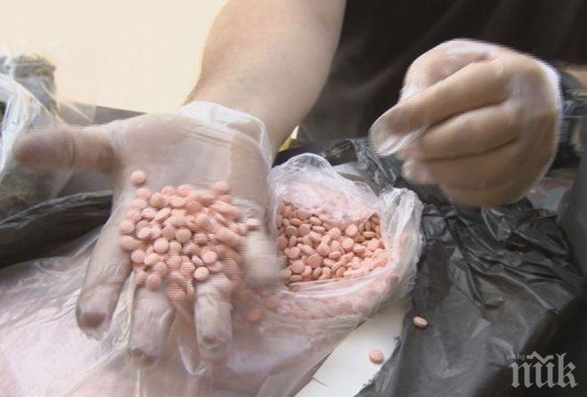 Полицията разби огромна наркомрежа в Атина