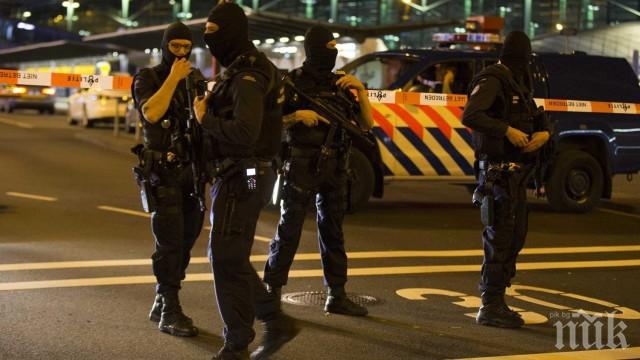 Масови арести в Холандия, задържаха над 130 демостранти