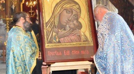 чудотворна икона божията майка пристига поморие