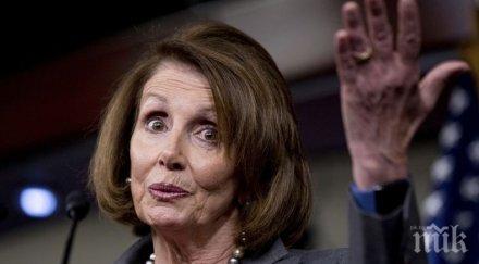 нанси пелоси моли доналд тръмп