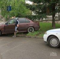 Откраднаха БМВ с работещ двигател от бензиностанция