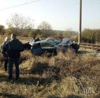 Локомотив отнесе джип на жп линия, няма пострадали