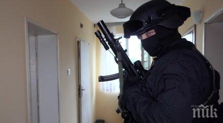 мвр акция спецполицаи нахлуха циганските махали царево ахтопол