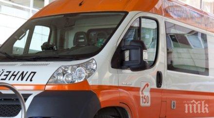 тъмна доба варненец нисан шибна тролейбусен стълб бере душа