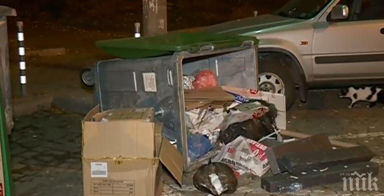 Нова мода: Вандали обръщат кофи за боклук в столицата