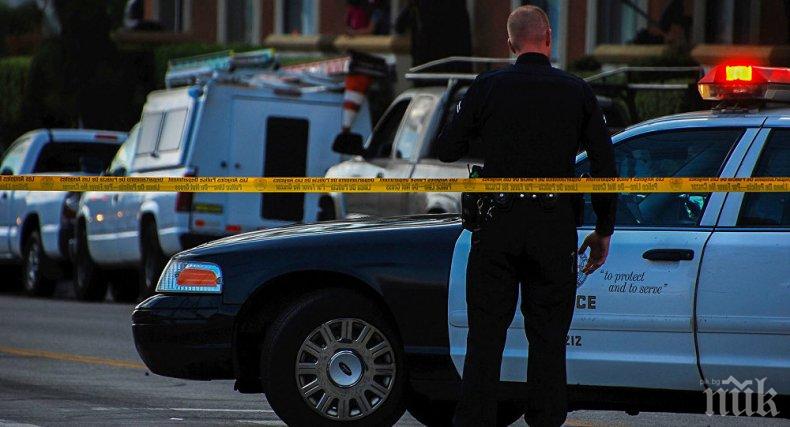 Стрелба в Индианаполис пред погребален дом, има ранени
