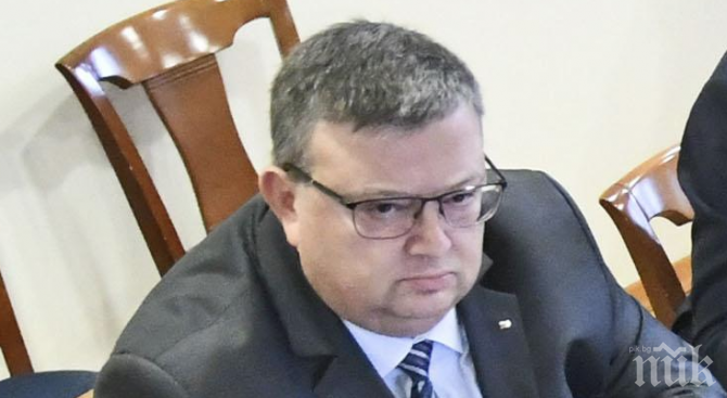 ПЪРВО В ПИК TV! Цацаров с горещ коментар за падането на мониторинга и арестувания кмет на Несебър: Купуването на гласове е престъпление. Оценката на Европа е положителна, защото имаме успехи (ОБНОВЕНА)