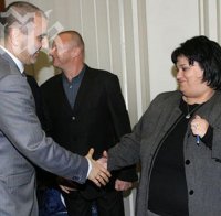 Искра Фидосова проговори пред ПИК: Дипломата ми не е фалшификат!