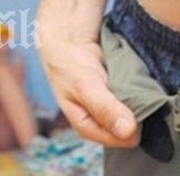 Сексманиак подложил на тормоз колежка, обявил детето й за свое