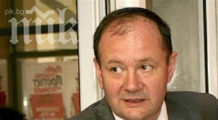 миков заминава сърбия