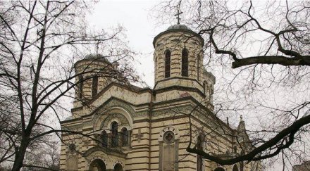 църковните имоти път разклатят властта