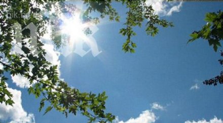 очаква слънчев топъл ден