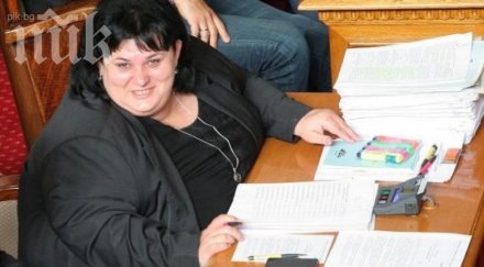 мирослав найденов пик касапинът герб казва искра фидосова