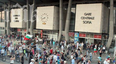 протестиращите централна гара пътуват знае дали блокират влакове обновена