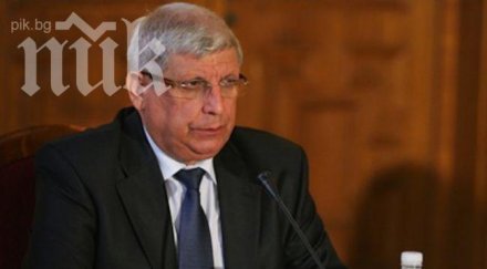 комисията авиоотряд разпитва бившия военен министър аню ангелов