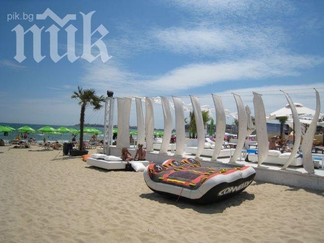 Гори Нептун на плажа в Слънчев бряг