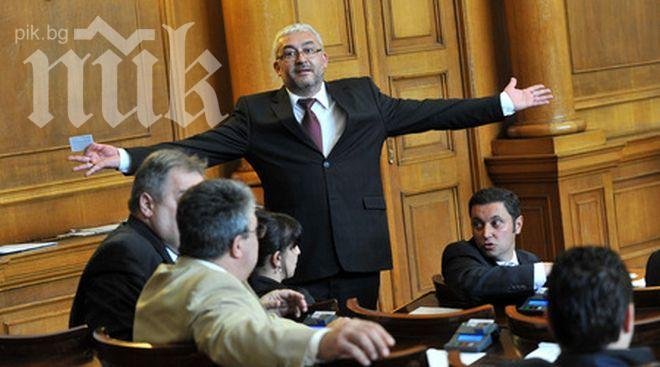 Лявата ръка на Яне: Серго е шибал червеното педерасче Антон Кутев