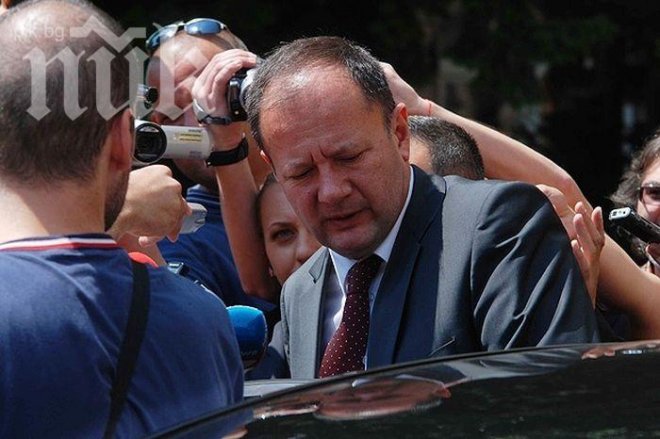 Михаил Миков: Важно е да се отворят малки КПП-та по границите